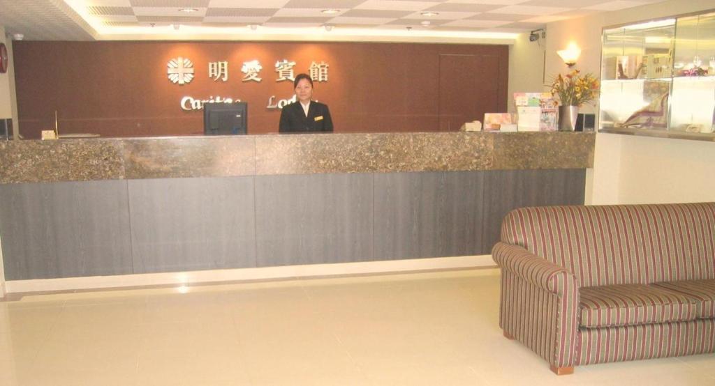 Caritas Lodge Kowloon Stadt Exterior foto