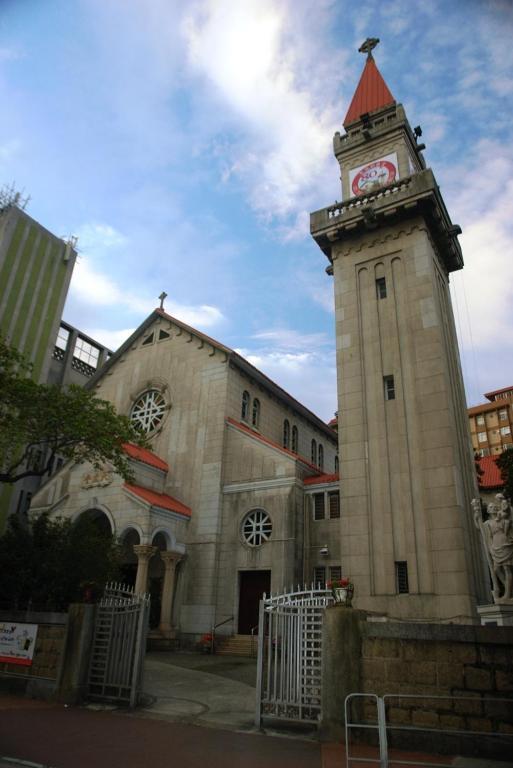 Caritas Lodge Kowloon Stadt Exterior foto